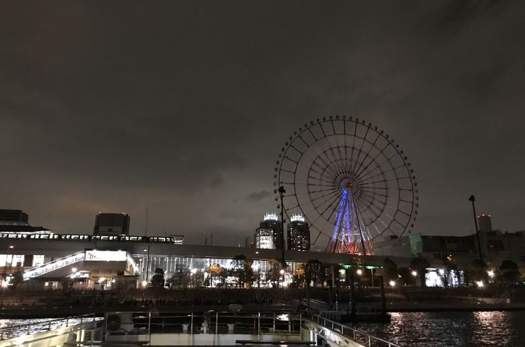東京湾