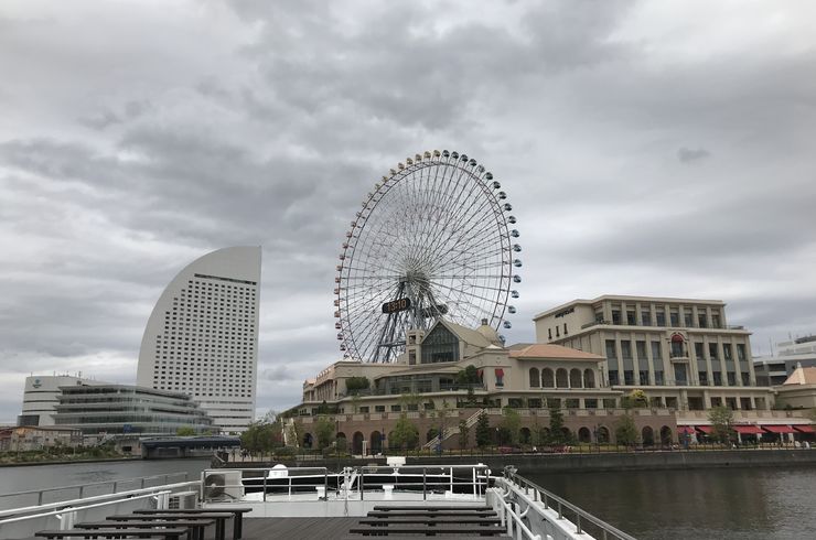 横浜