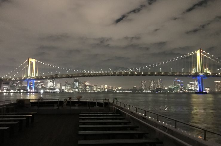 東京湾