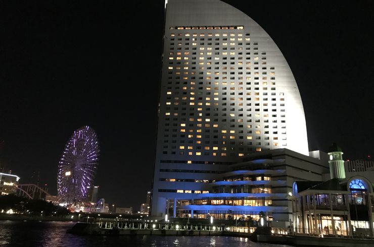 横浜港