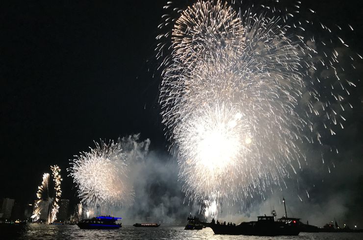横浜花火