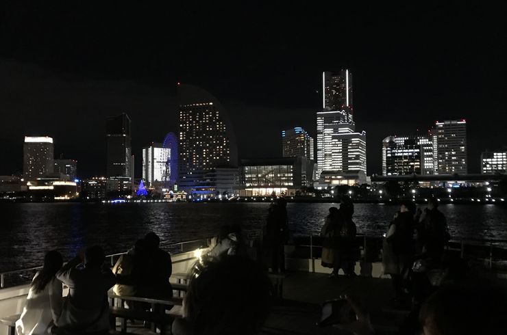 横浜
