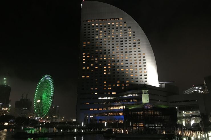 横浜港