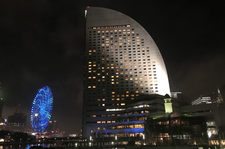 横浜港