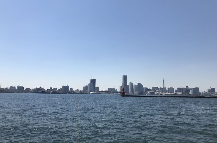 横浜港