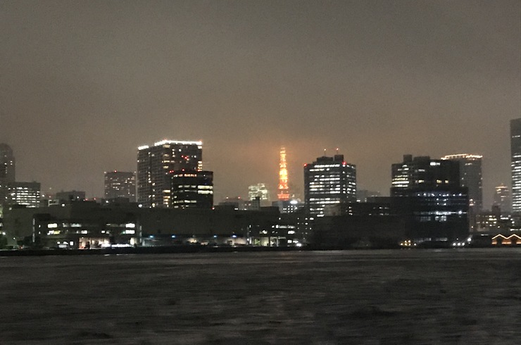 東京港