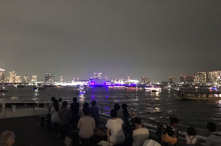 東京港