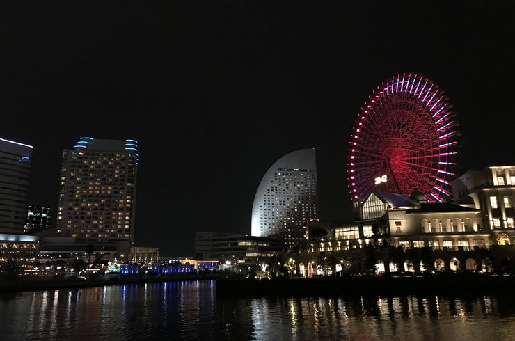 横浜港