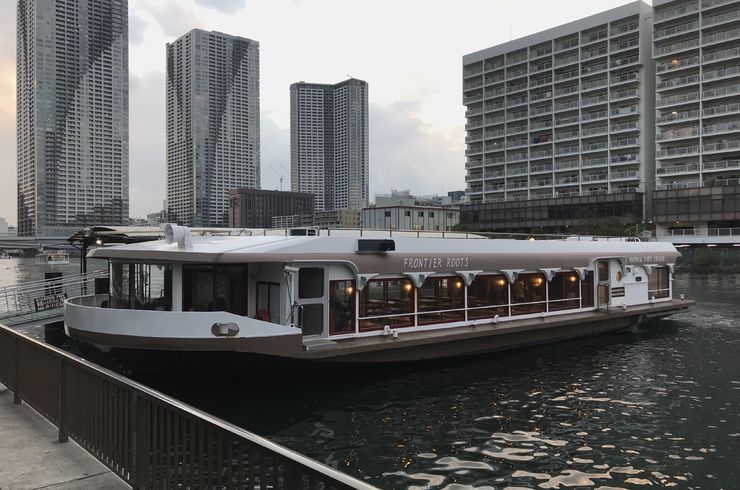 東京港