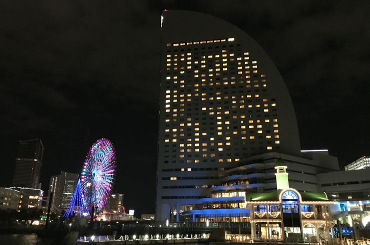 横浜港