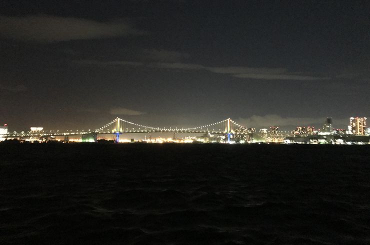 東京港