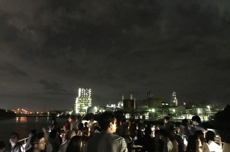 東京湾