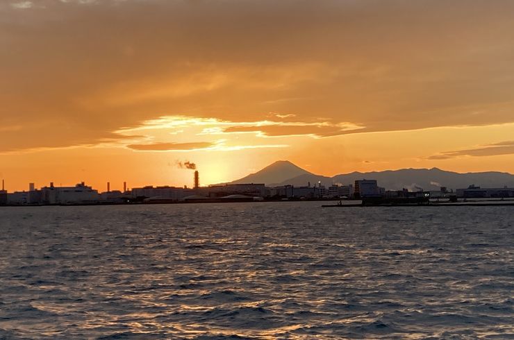 東京湾