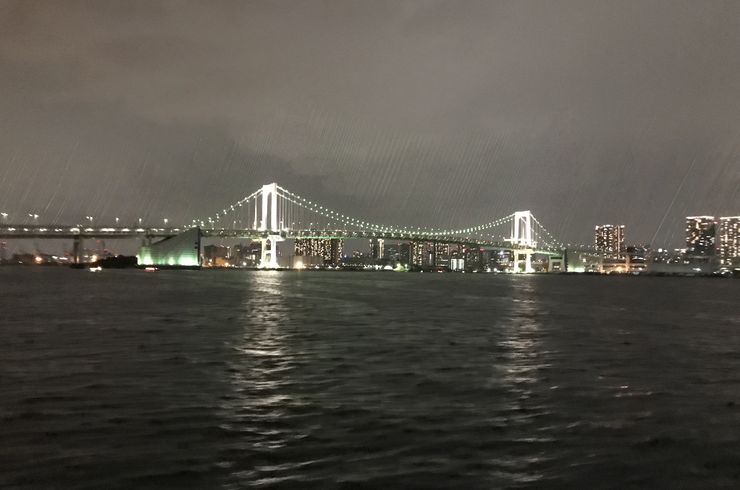 東京湾