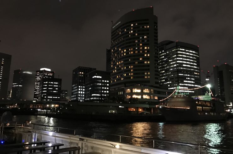 東京湾