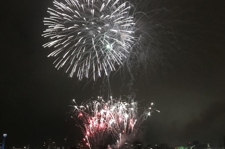 横浜港