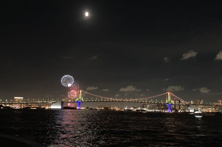 東京湾