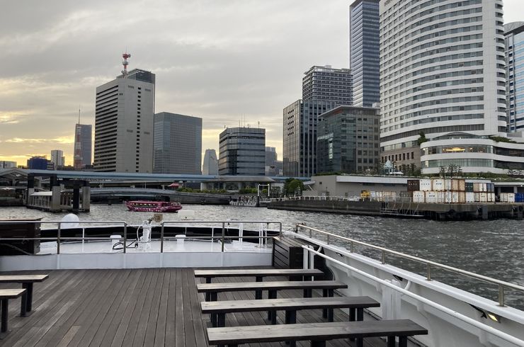 東京湾