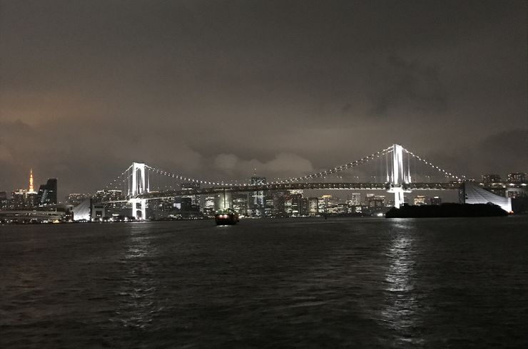 東京湾