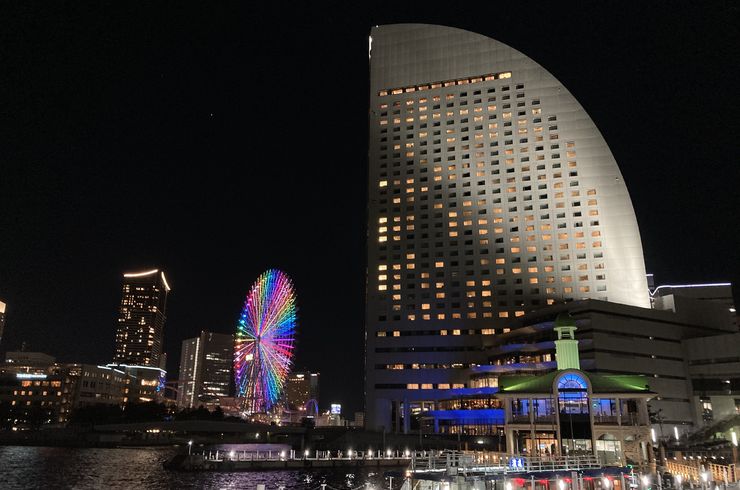 横浜港