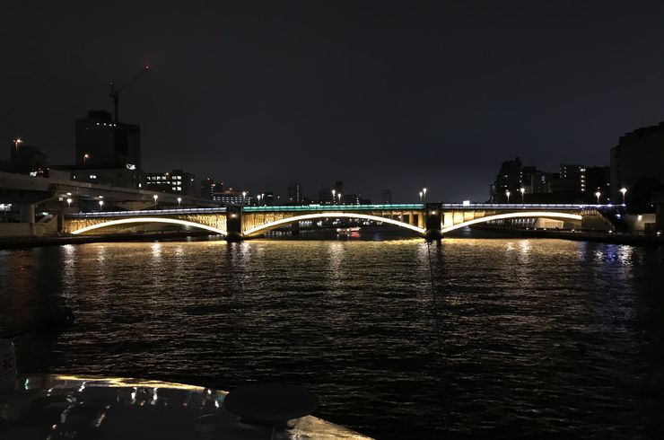 東京湾