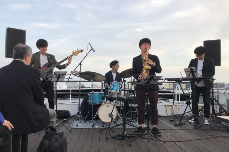 東京湾