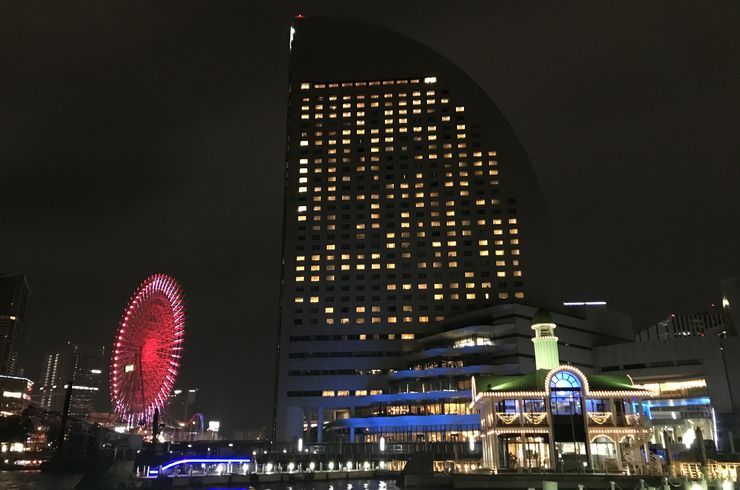 横浜港