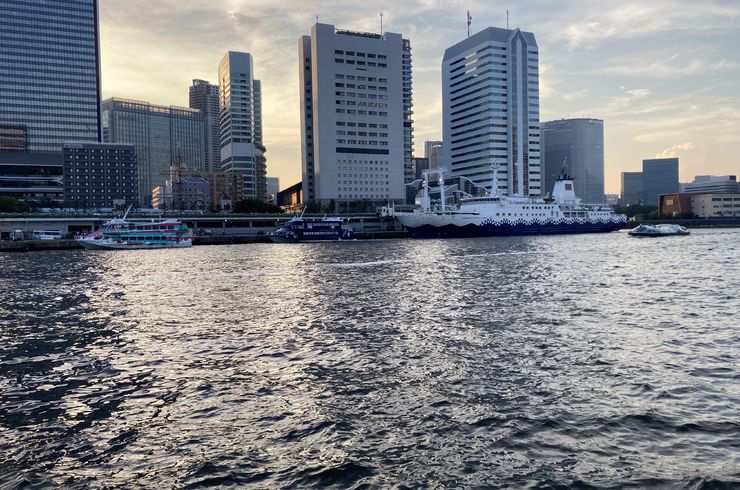 東京湾