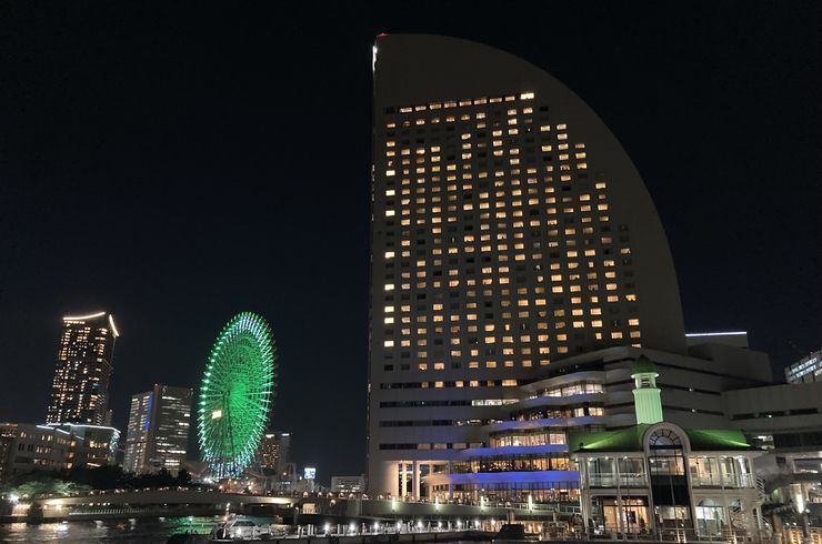横浜港