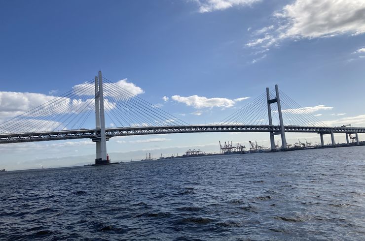 横浜港