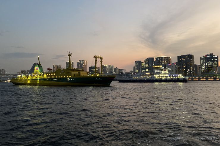 東京湾