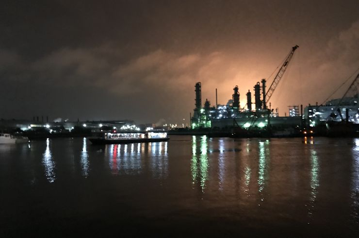 東京湾