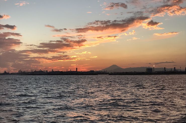 東京湾