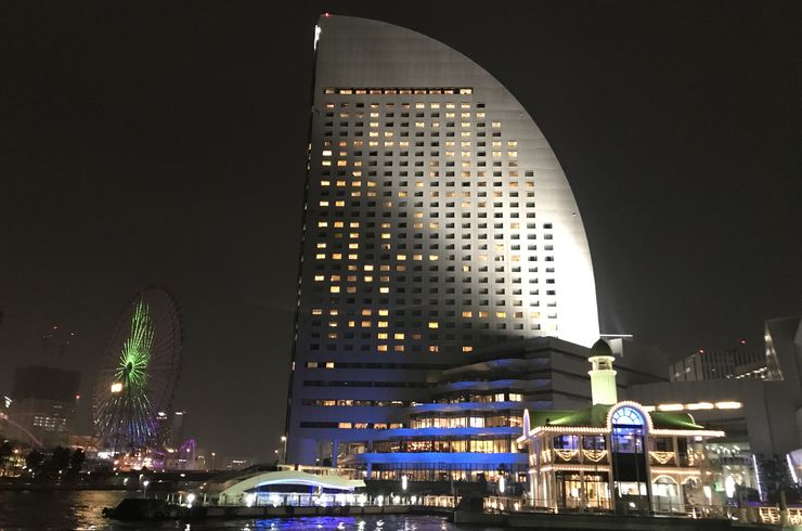 横浜港