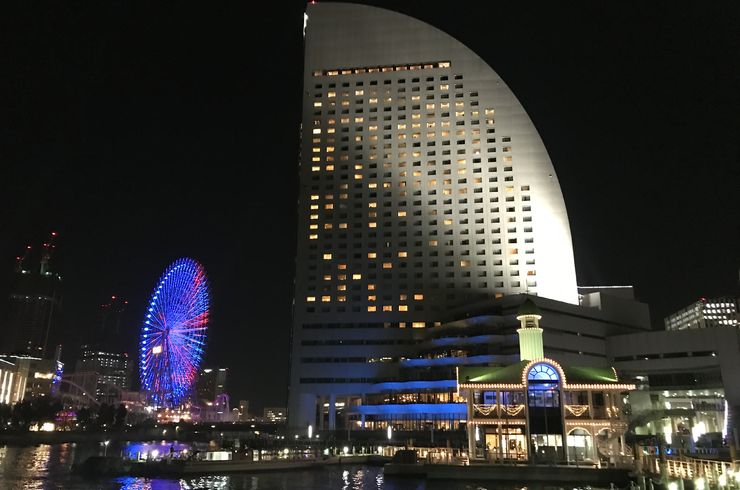 横浜港