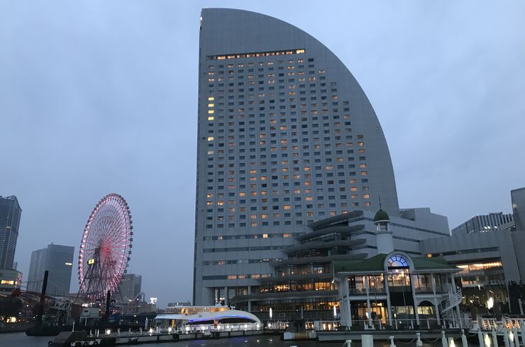横浜港