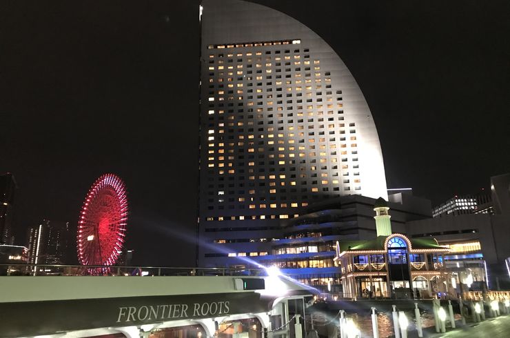 横浜港