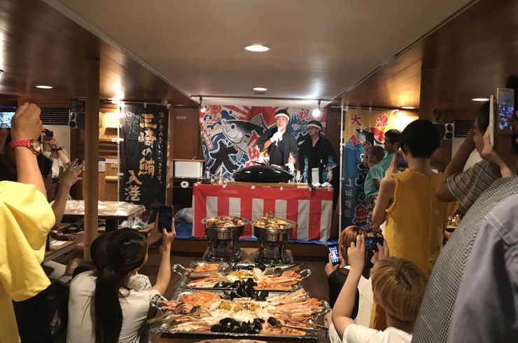 とっても盛り上がるマグロ解体ショー☆