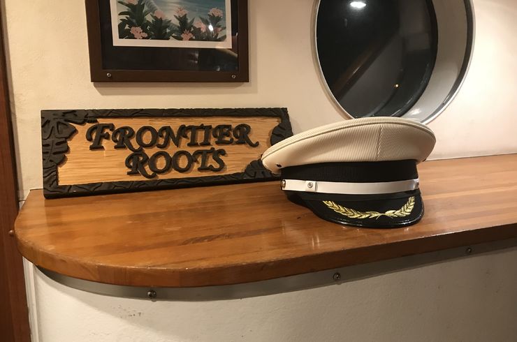 船内に飾ってある船長帽のレプリカ☆